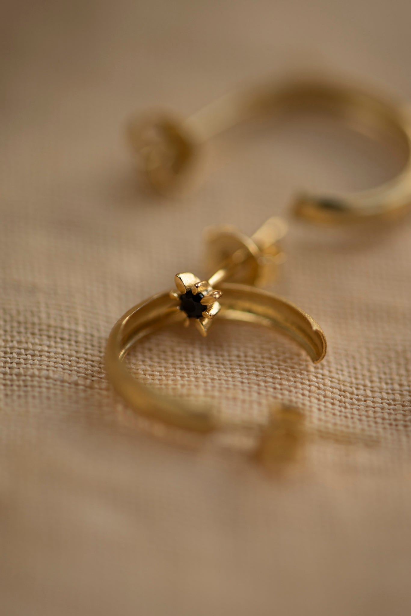 Oorstekers Molly zwart