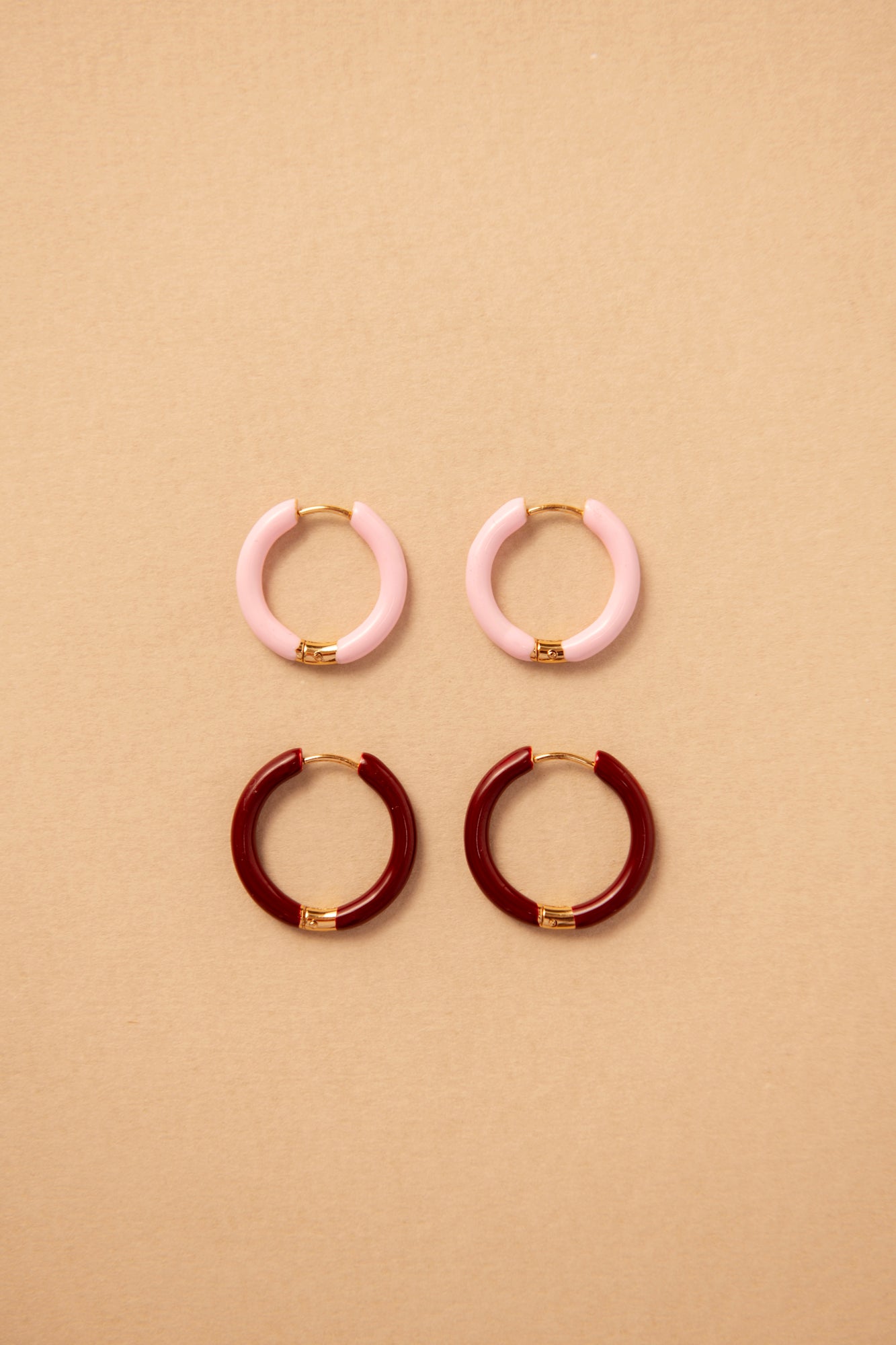 Oorbellen Delight roze & bordeaux - RVS
